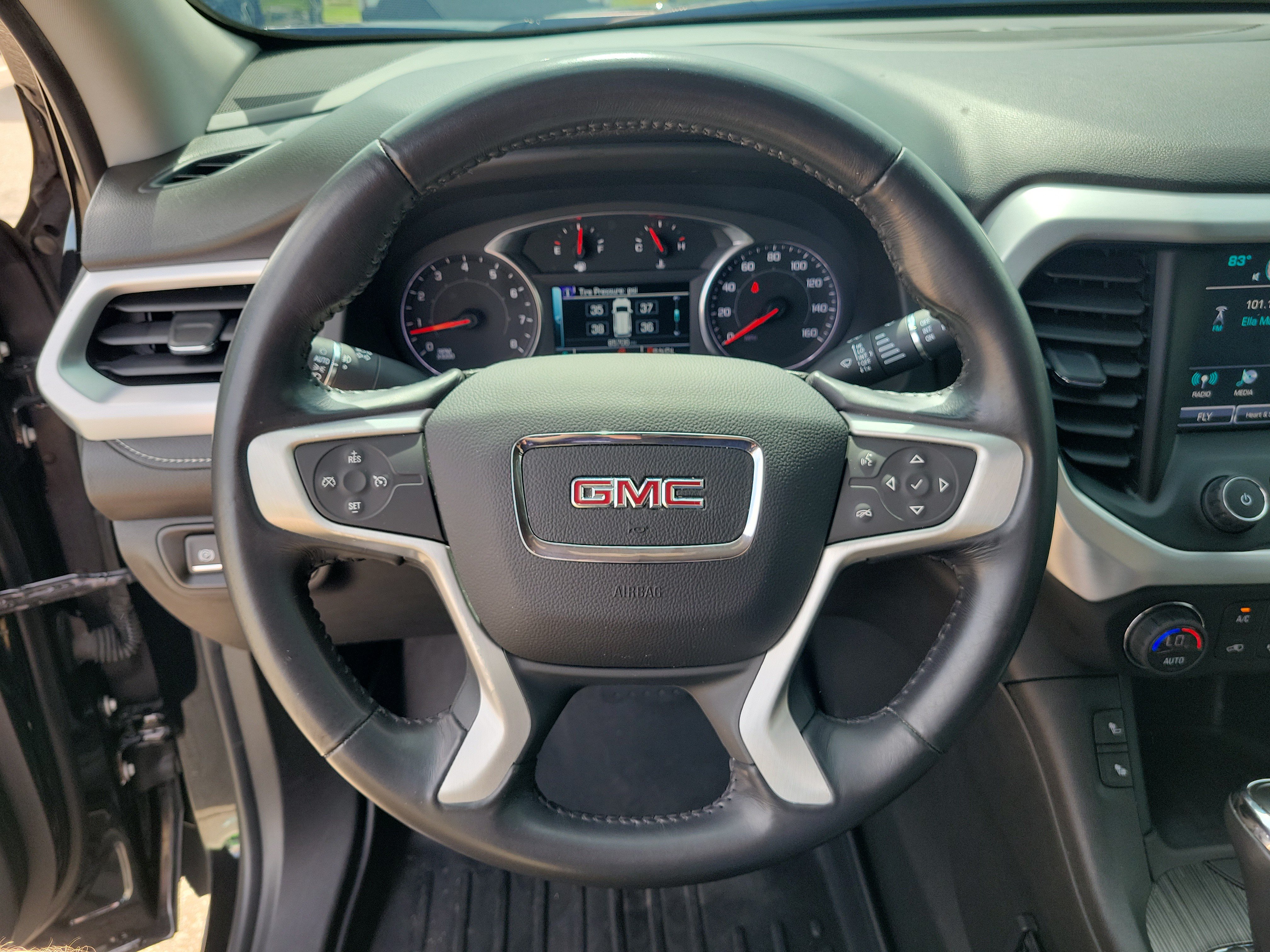 Used 2019 GMC Acadia SLT w/ Black Edition FWD image 21