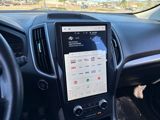 Used 2023 Ford Edge SEL image 11