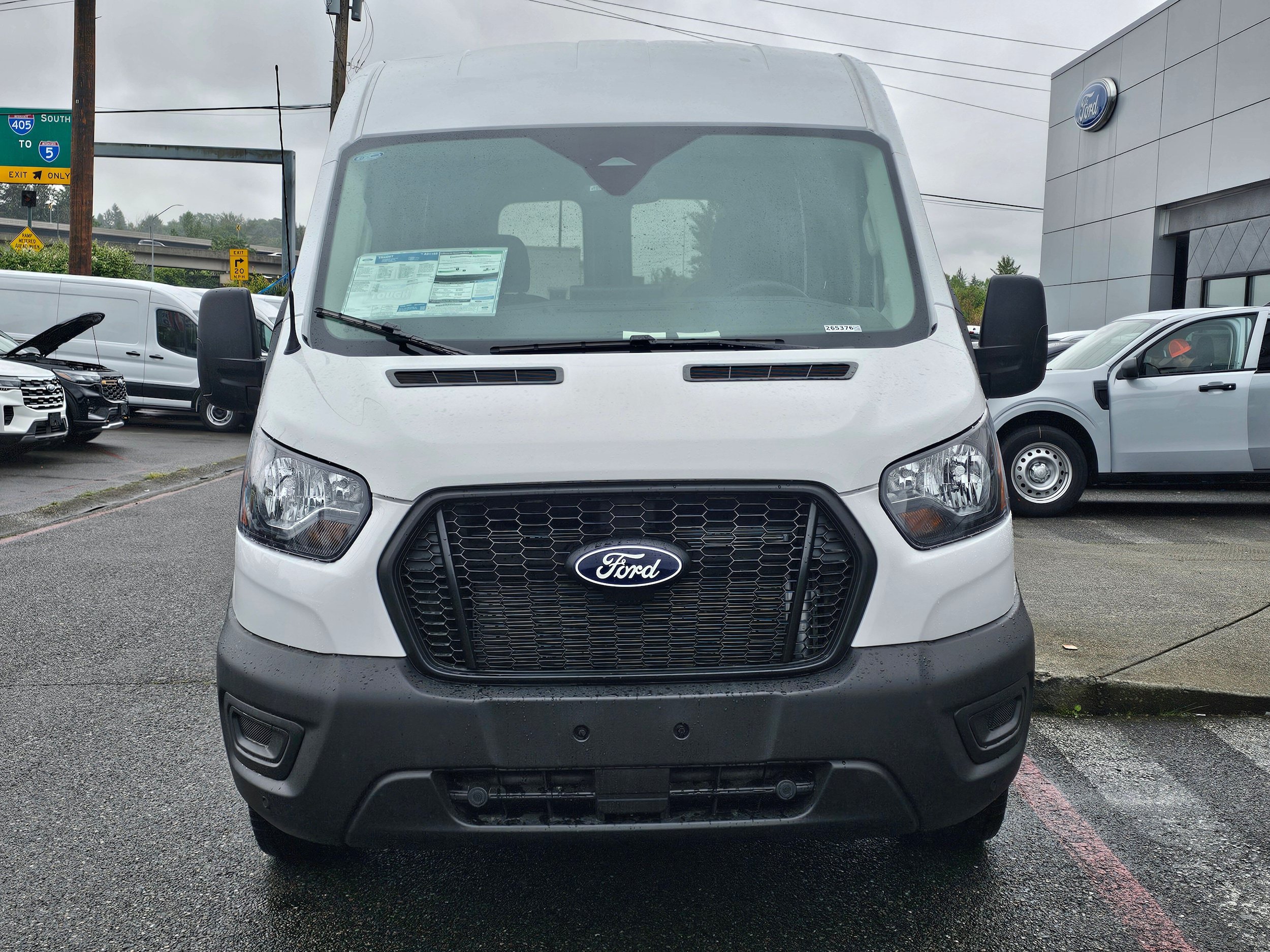 New 2026 Ford Transit 250 148 Medium Roof RWD image 9