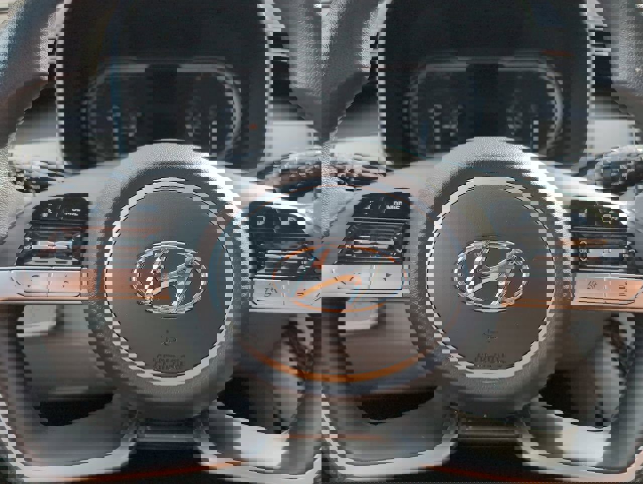 Used 2023 Hyundai Tucson SEL image 17