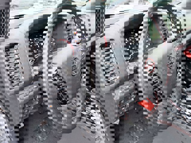 Certified 2023 Nissan Frontier PRO-4X w/ Pro Convenience Package image 16