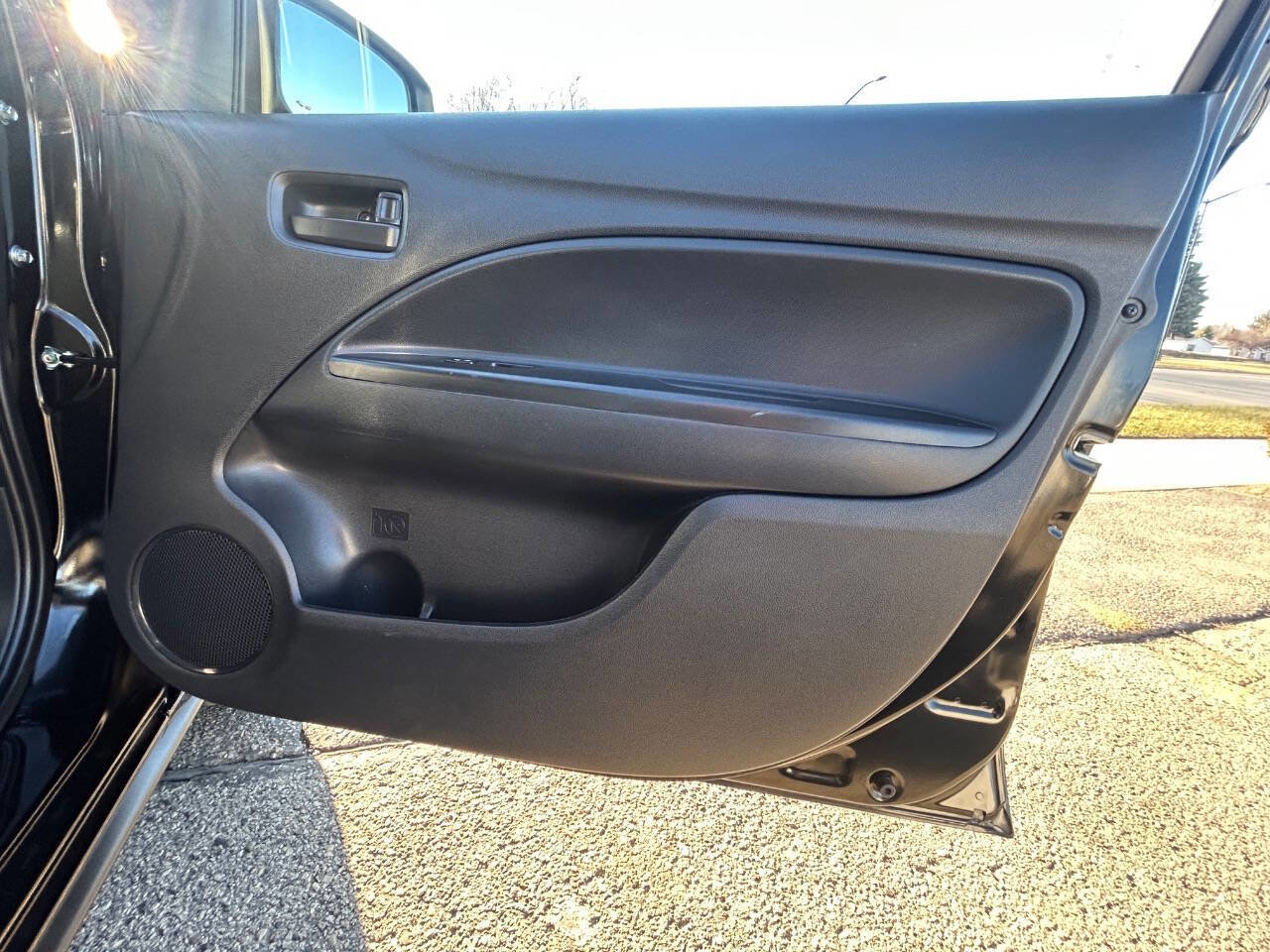 Used 2024 Mitsubishi Mirage ES image 39