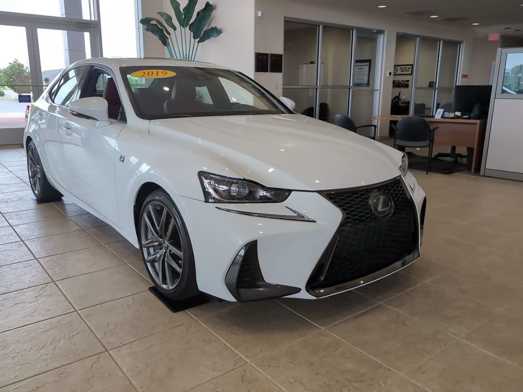 Used 2019 Lexus IS 300 F Sport w/ F Sport Package AWD/4WD image 6