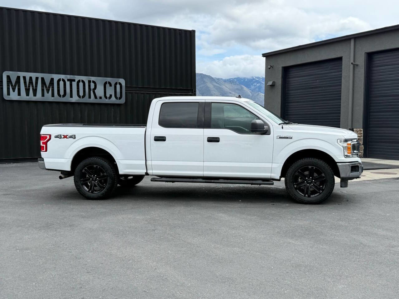 Used 2020 Ford F150 XLT image 4