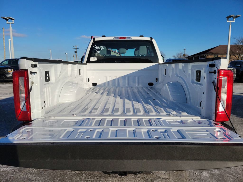 New 2026 Ford F250 XL w/ FX4 Off-Road Package image 10
