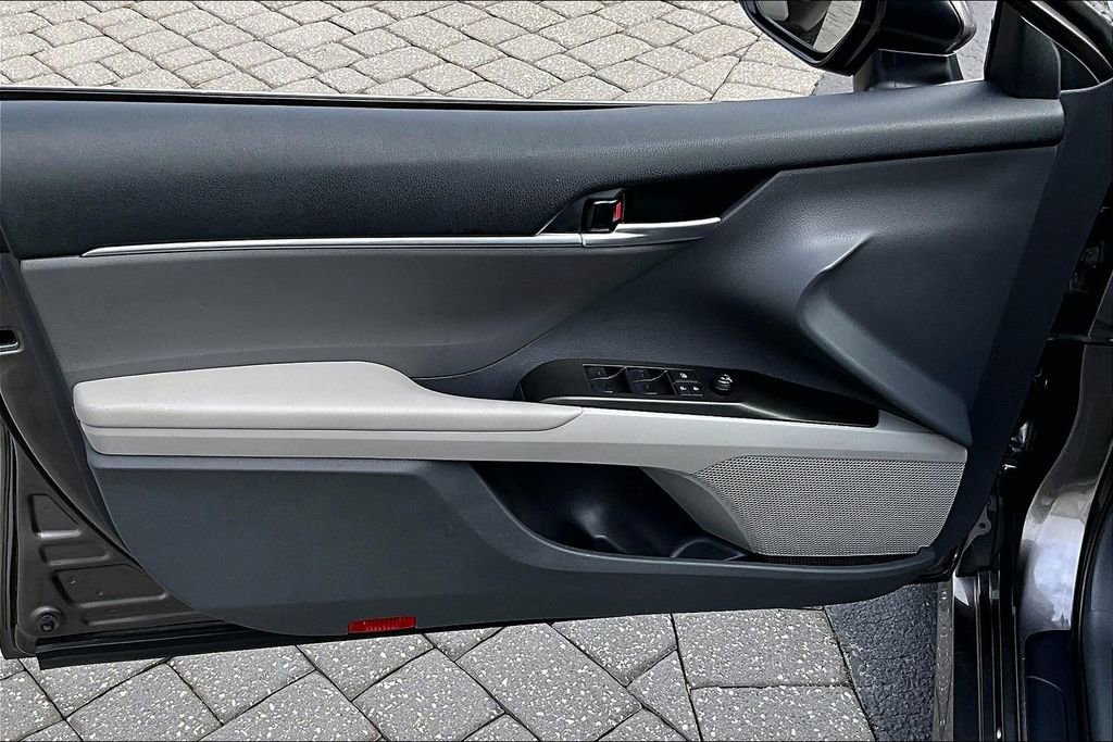 Used 2024 Toyota Camry LE image 20