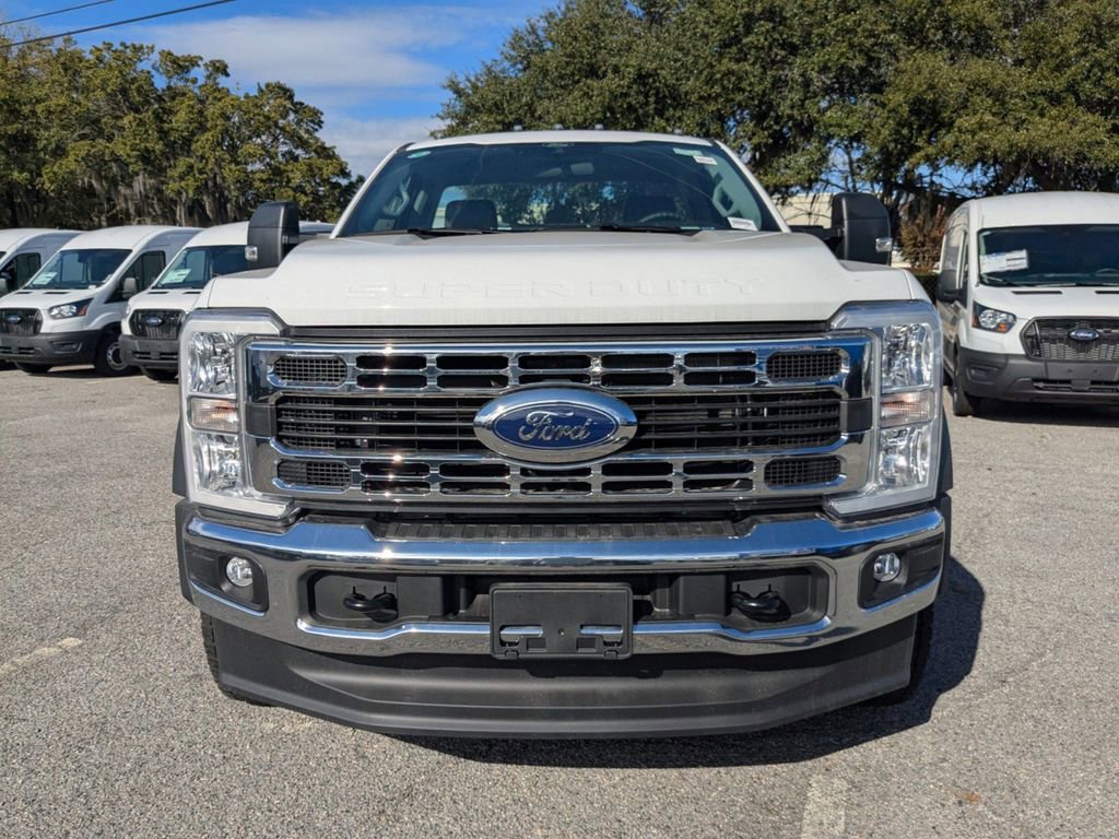 New 2025 Ford F550 4x4 Regular Cab Super Duty image 9