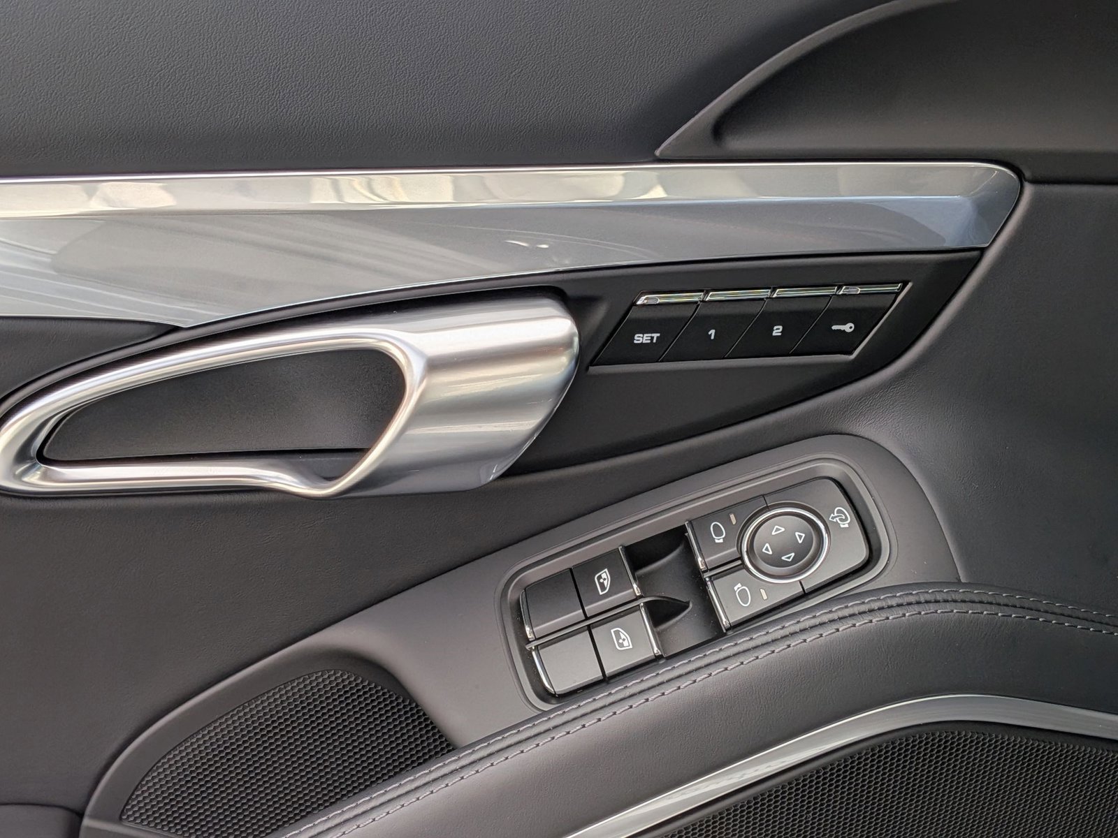 Certified 2025 Porsche 718 Cayman GT4 image 14