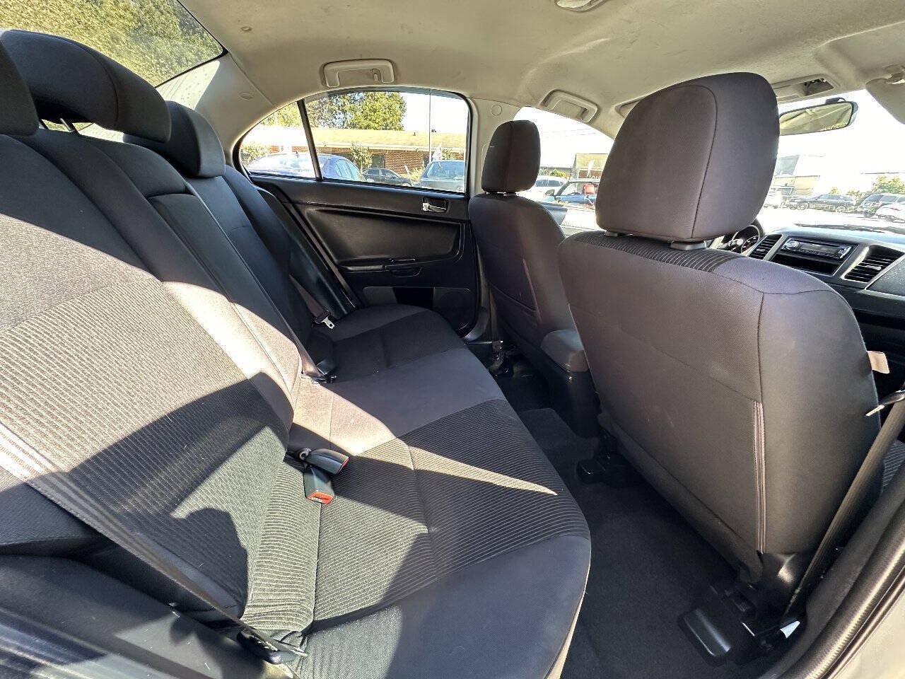 Used 2016 Mitsubishi Lancer ES FWD image 15