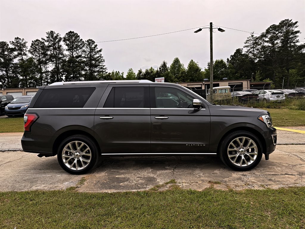 Used 2019 Ford Expedition Max Platinum RWD image 4
