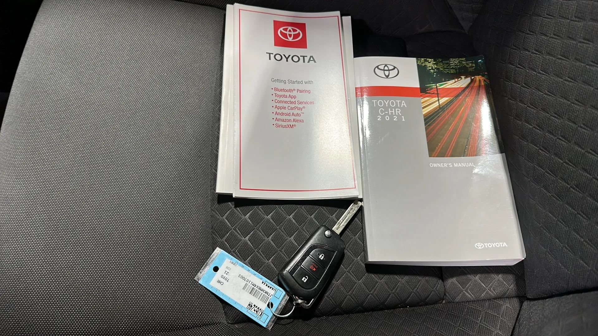 Used 2021 Toyota C-HR LE FWD image 25