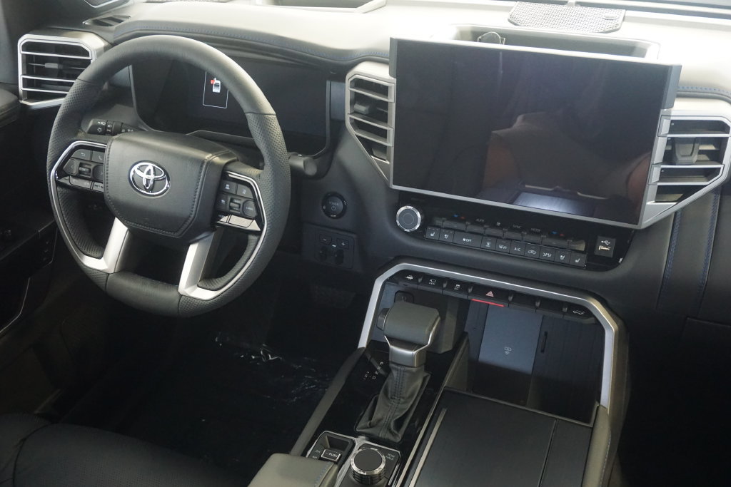 New 2026 Toyota Tundra Platinum AWD/4WD image 32