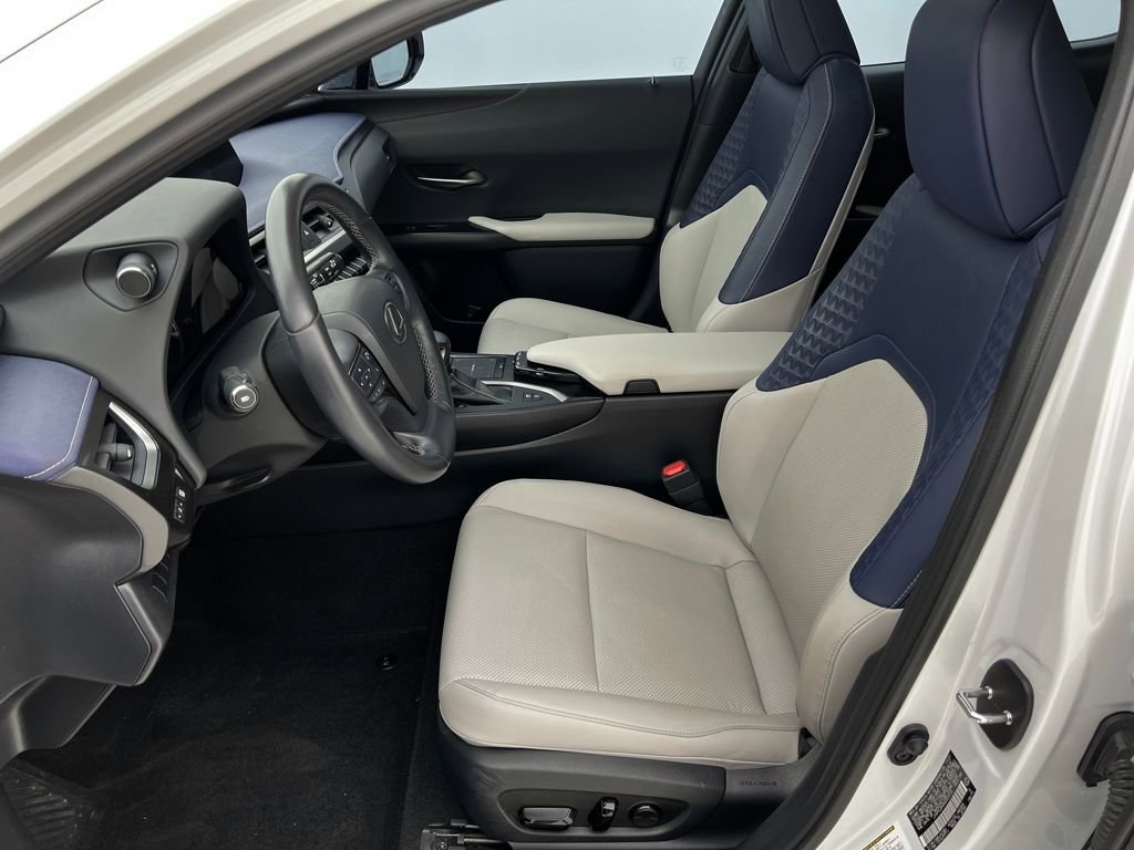 Certified 2022 Lexus UX 250h w/ Premium Package image 10