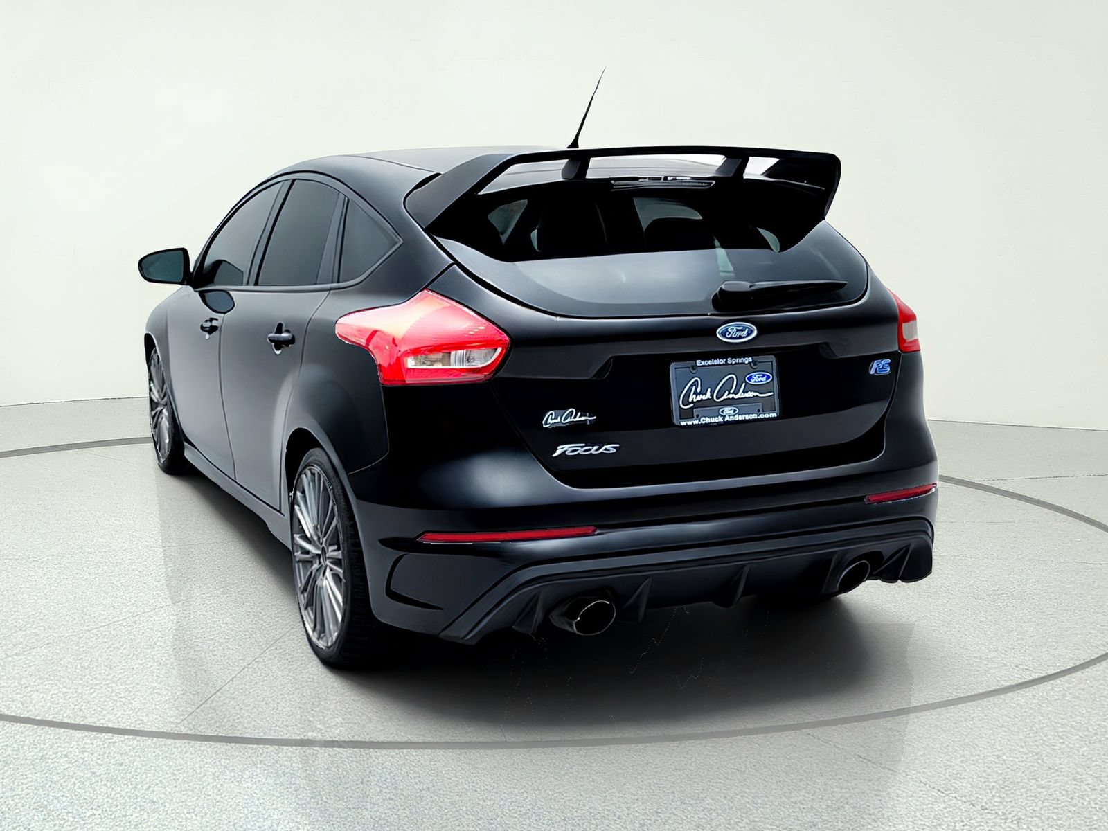 Used 2017 Ford Focus RS AWD/4WD image 6