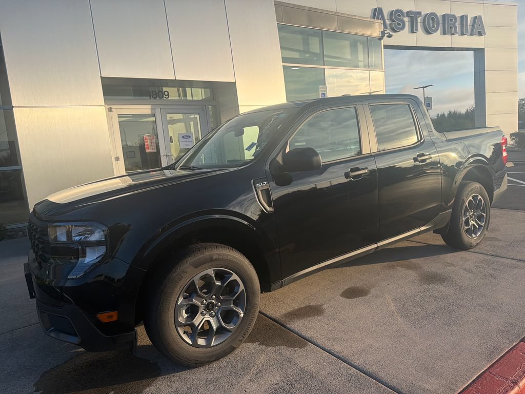 Used 2026 Ford Maverick XLT w/ Equipment Group 301A AWD/4WD image 8