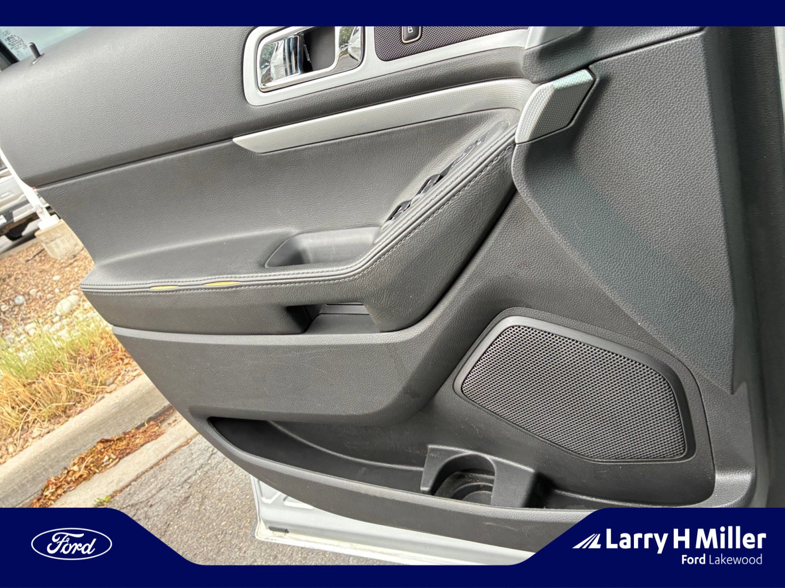 Used 2013 Ford Explorer XLT AWD/4WD image 13