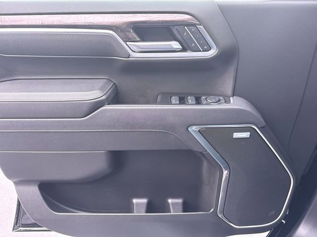 Used 2025 Chevrolet Silverado 1500 LTZ image 22