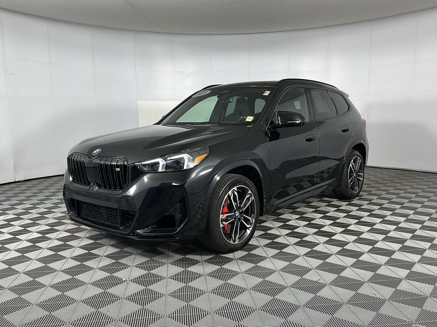 Used 2025 BMW X1 M35i w/ Premium Package AWD/4WD image 3