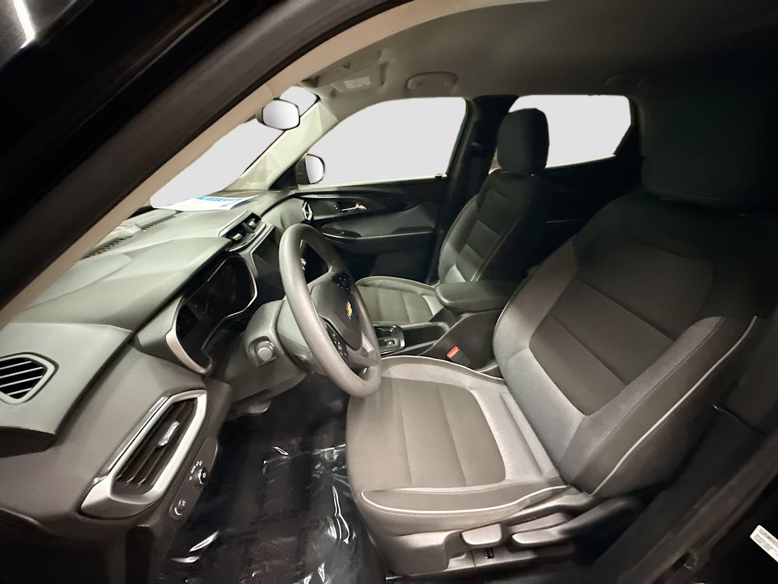 Used 2023 Chevrolet TrailBlazer LS FWD image 22