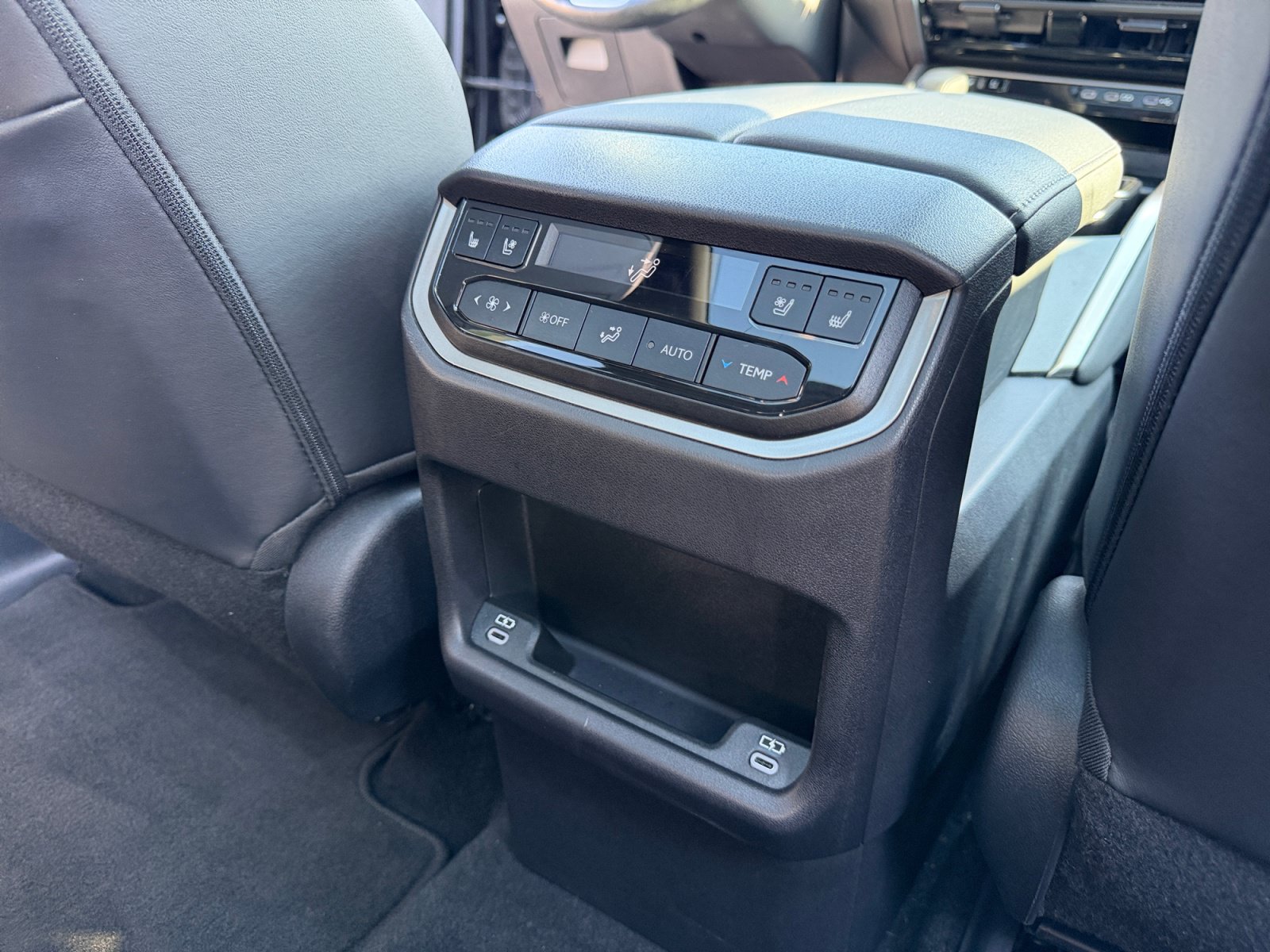 Used 2026 Lexus TX 350 AWD w/ Technology Package image 30