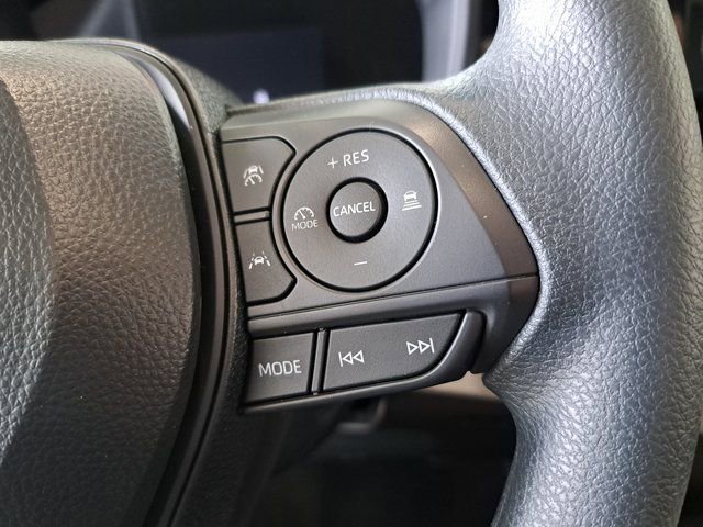 Used 2026 Toyota Corolla LE image 20