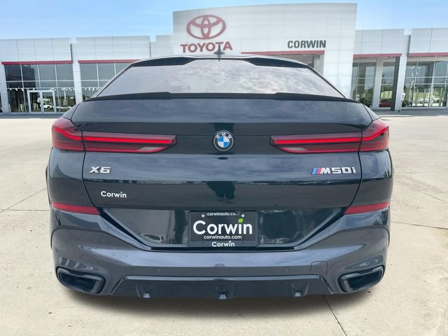 Used 2022 BMW X6 M50i w/ Dynamic Handling Package AWD/4WD image 4