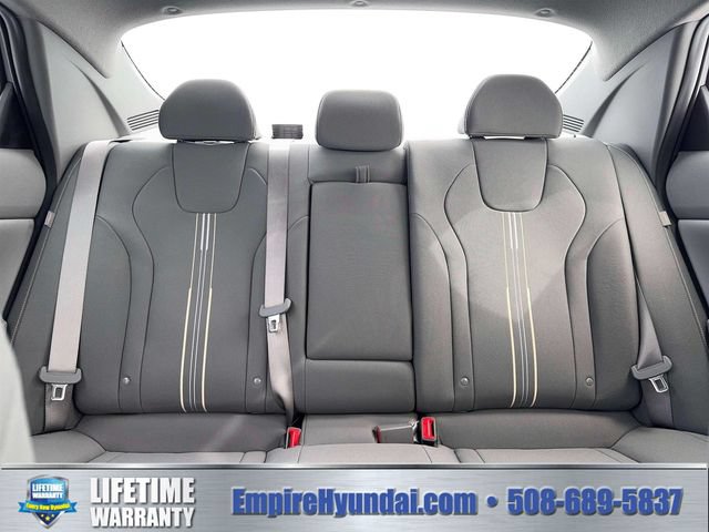New 2026 Hyundai Elantra SEL Sport Premium FWD image 16