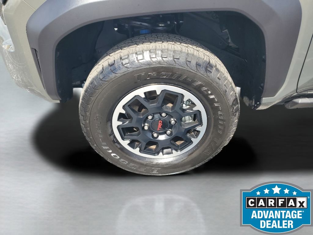Used 2025 Toyota Tacoma TRD Off-Road image 11