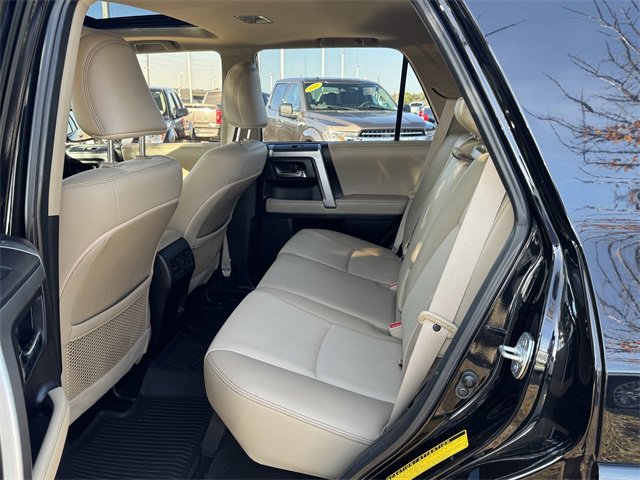 Used 2020 Toyota 4Runner SR5 Premium image 23