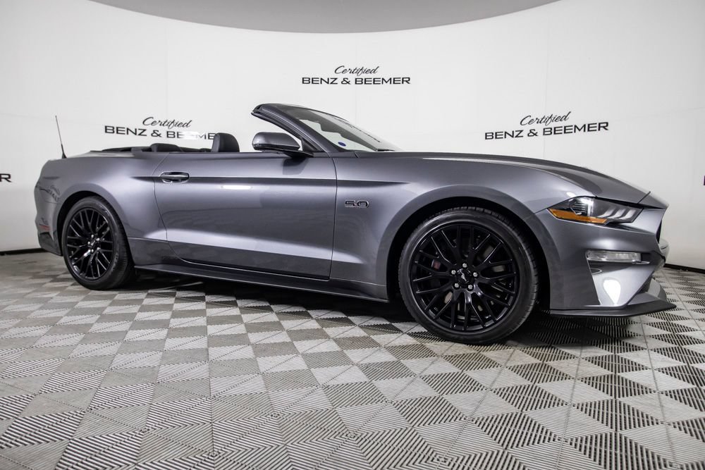 Used 2021 Ford Mustang GT Premium w/ GT Performance Package RWD image 3