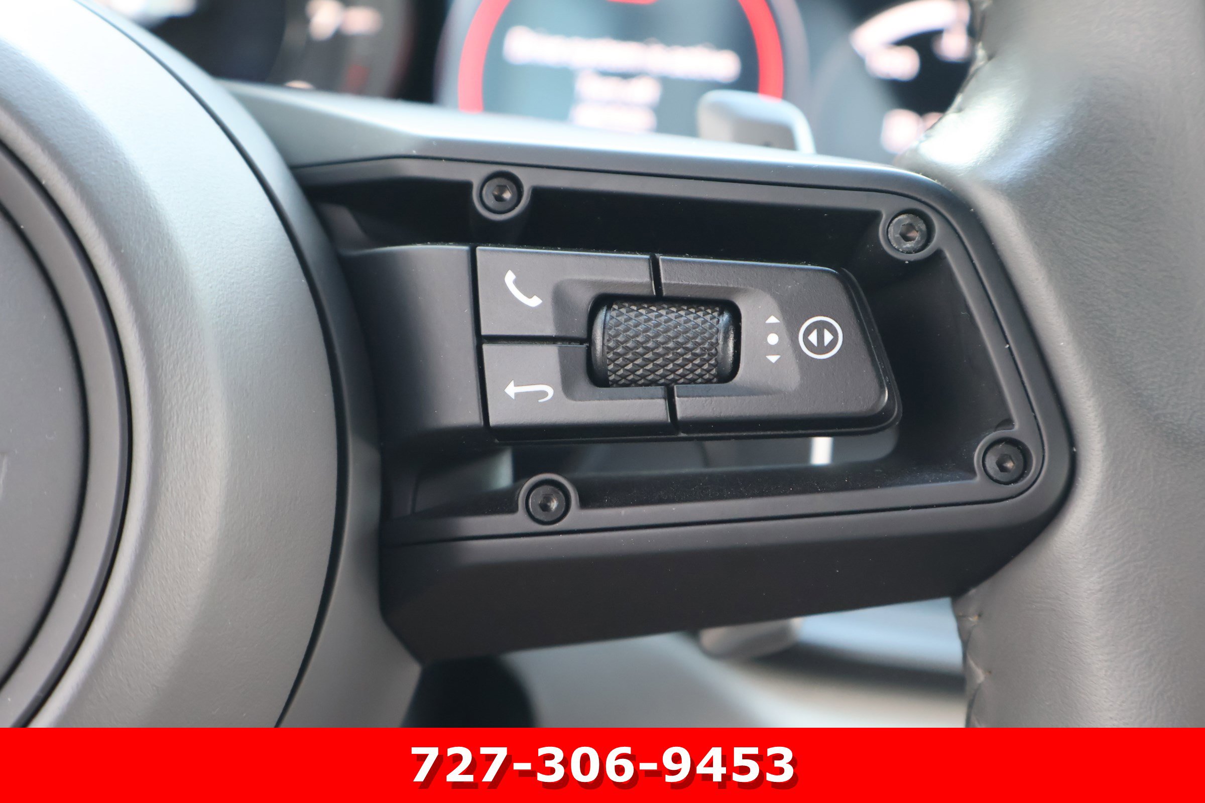 Used 2020 Porsche 911 Cabriolet image 21