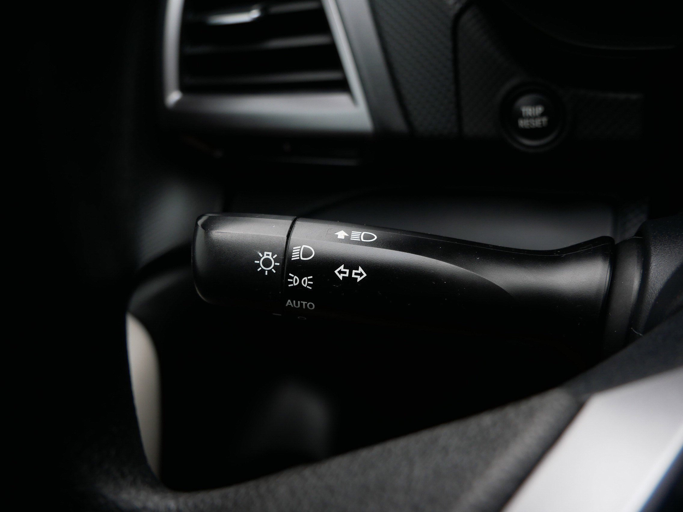 Used 2021 Subaru Forester image 32