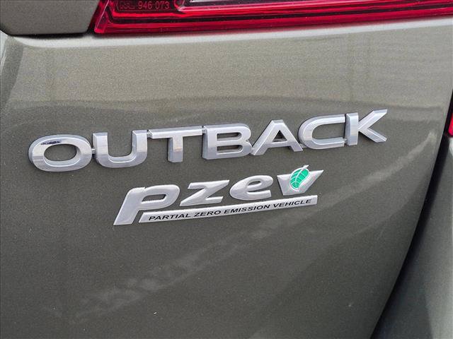 Used 2015 Subaru Outback 2.5i Limited AWD/4WD image 12