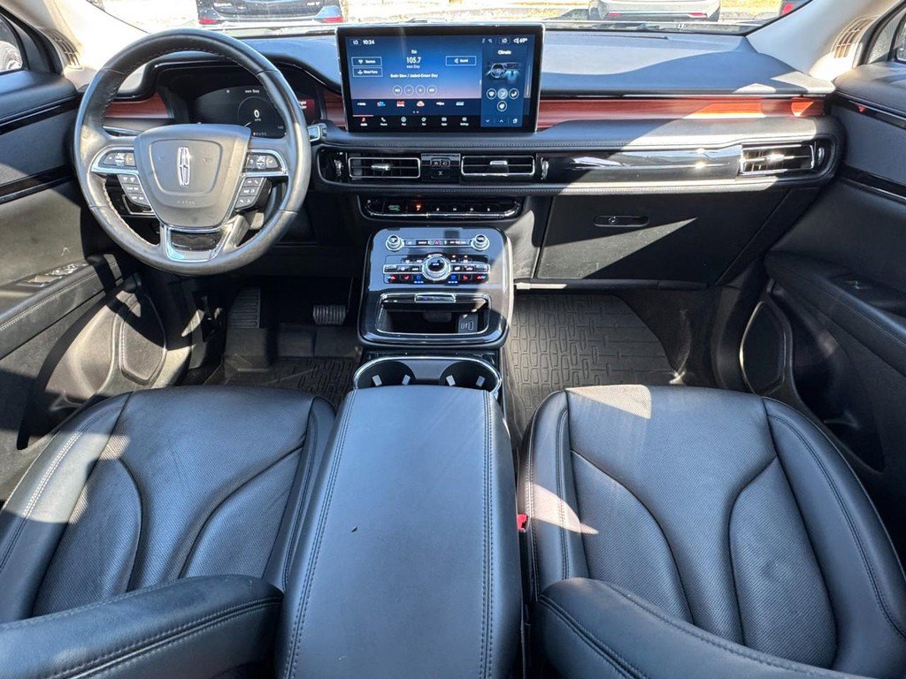 Used 2022 Lincoln Nautilus Reserve image 12