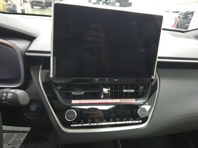 New 2026 Toyota Corolla Cross XLE w/ Convenience Package FWD image 25