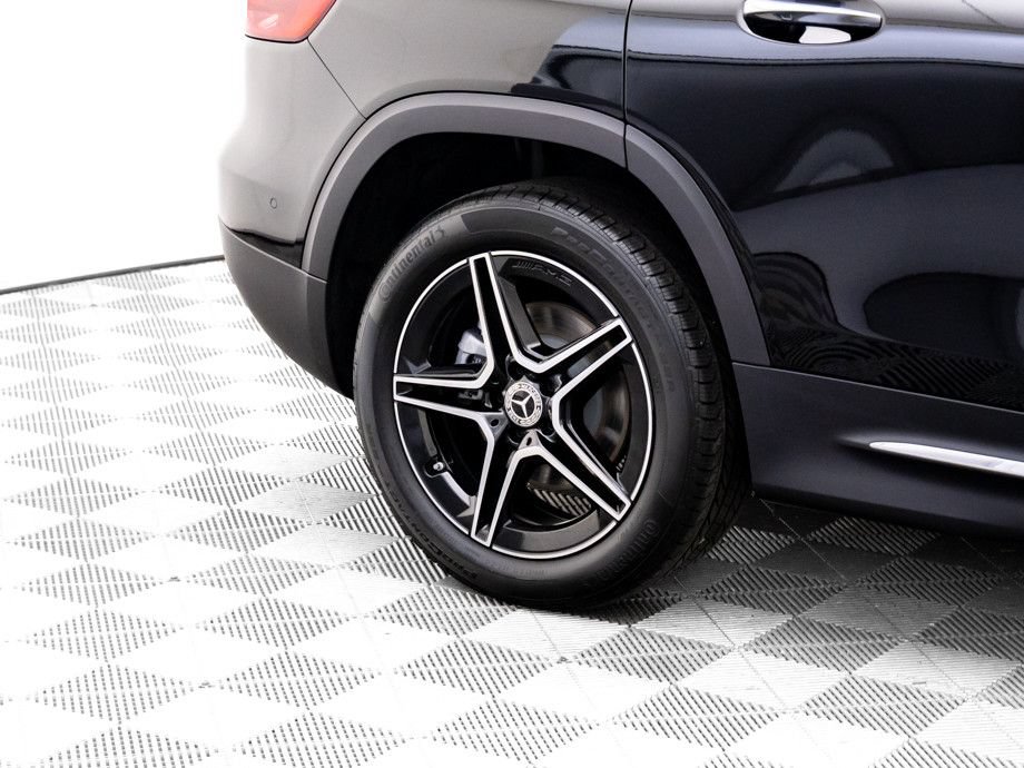 New 2026 Mercedes-Benz GLB 250 4MATIC image 39