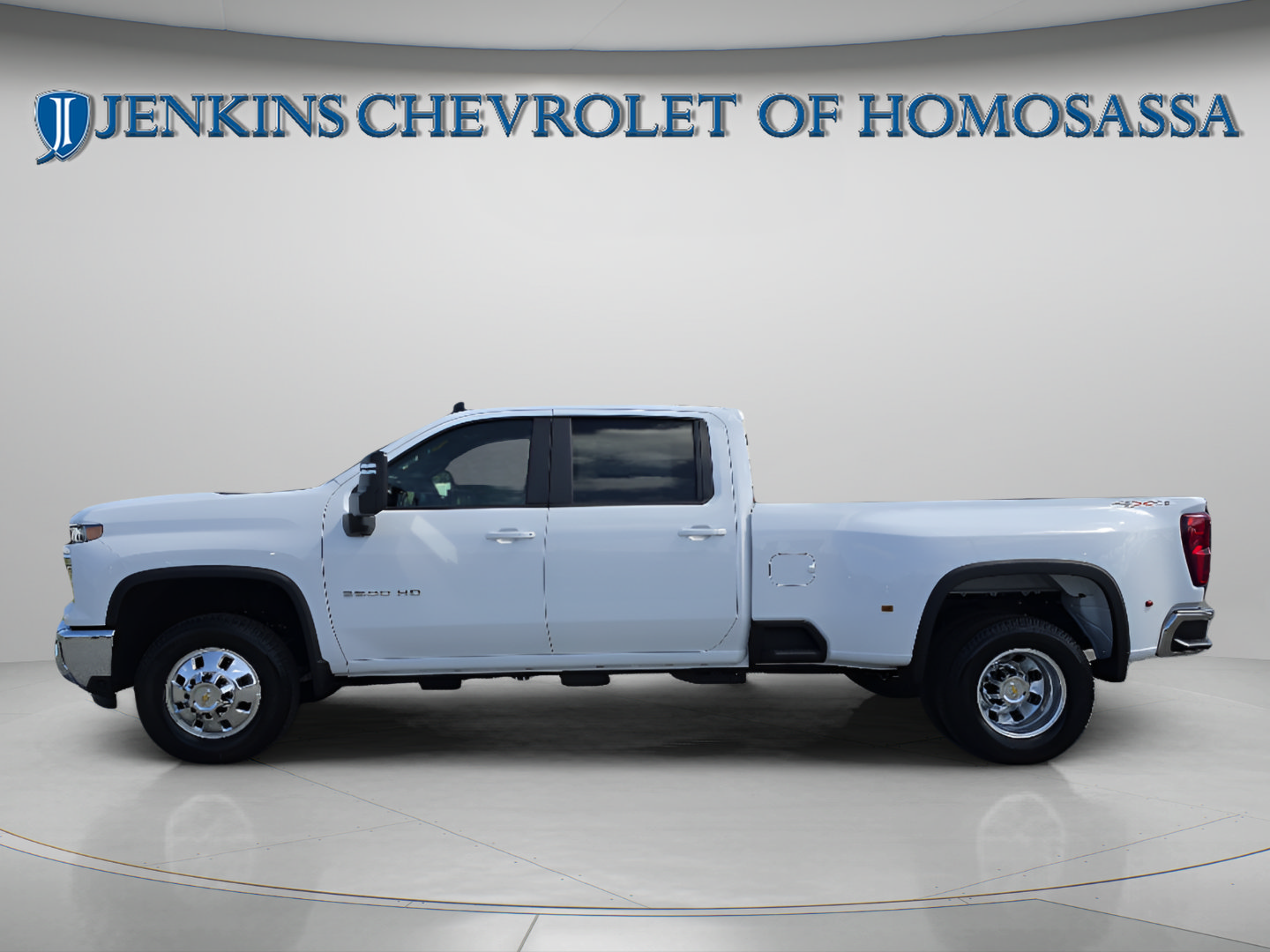 New 2026 Chevrolet Silverado 3500 LT w/ Safety Package AWD/4WD image 9