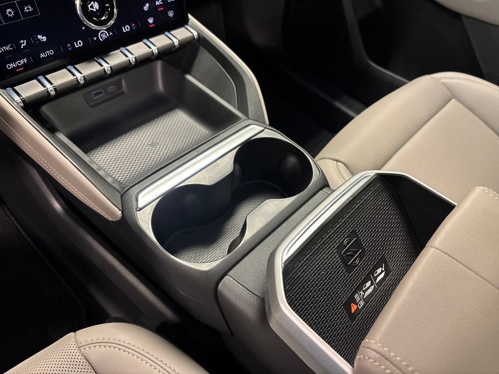 New 2026 GMC Terrain Elevation w/ Elevation Premium Package AWD/4WD image 34