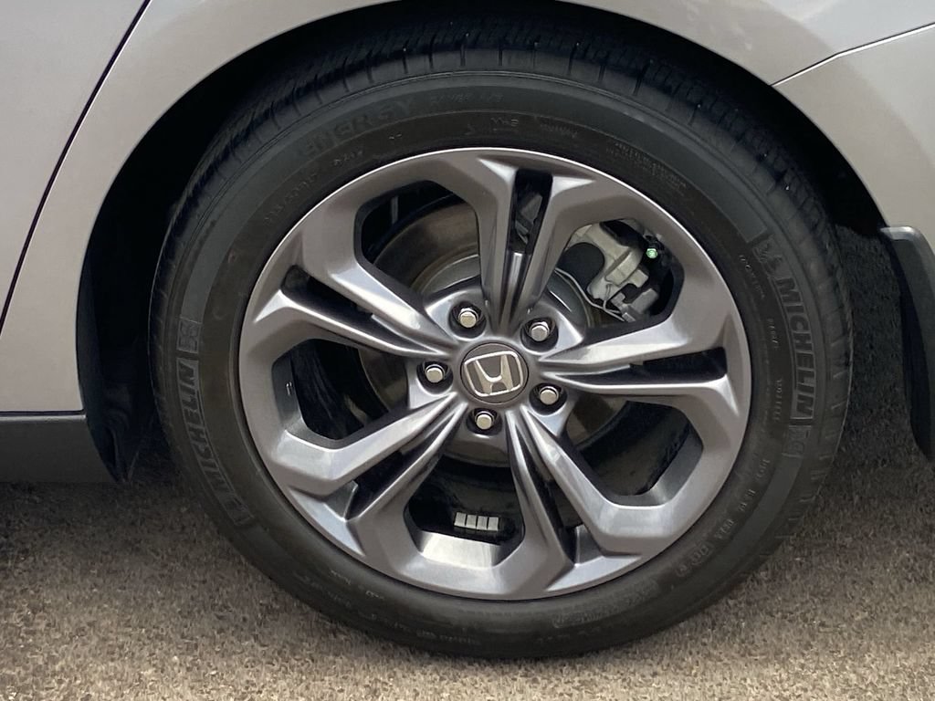 Used 2023 Honda Accord EX image 27
