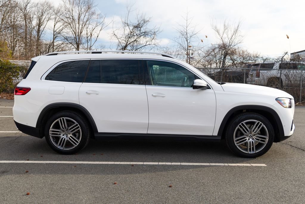 Used 2025 Mercedes-Benz GLS 450 4MATIC image 8