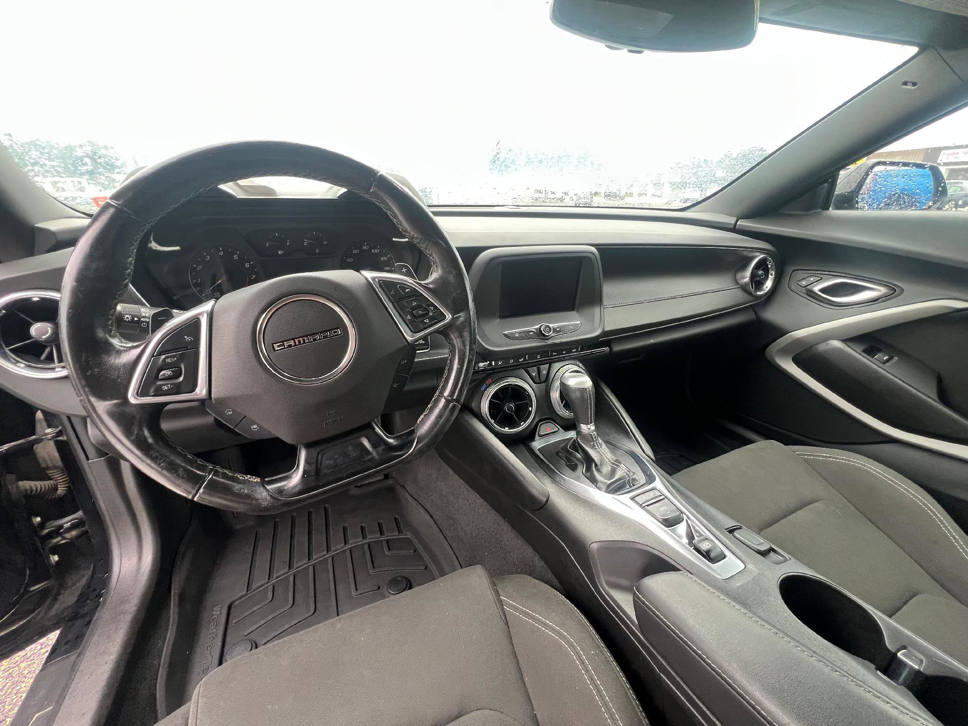 Used 2022 Chevrolet Camaro LT image 8