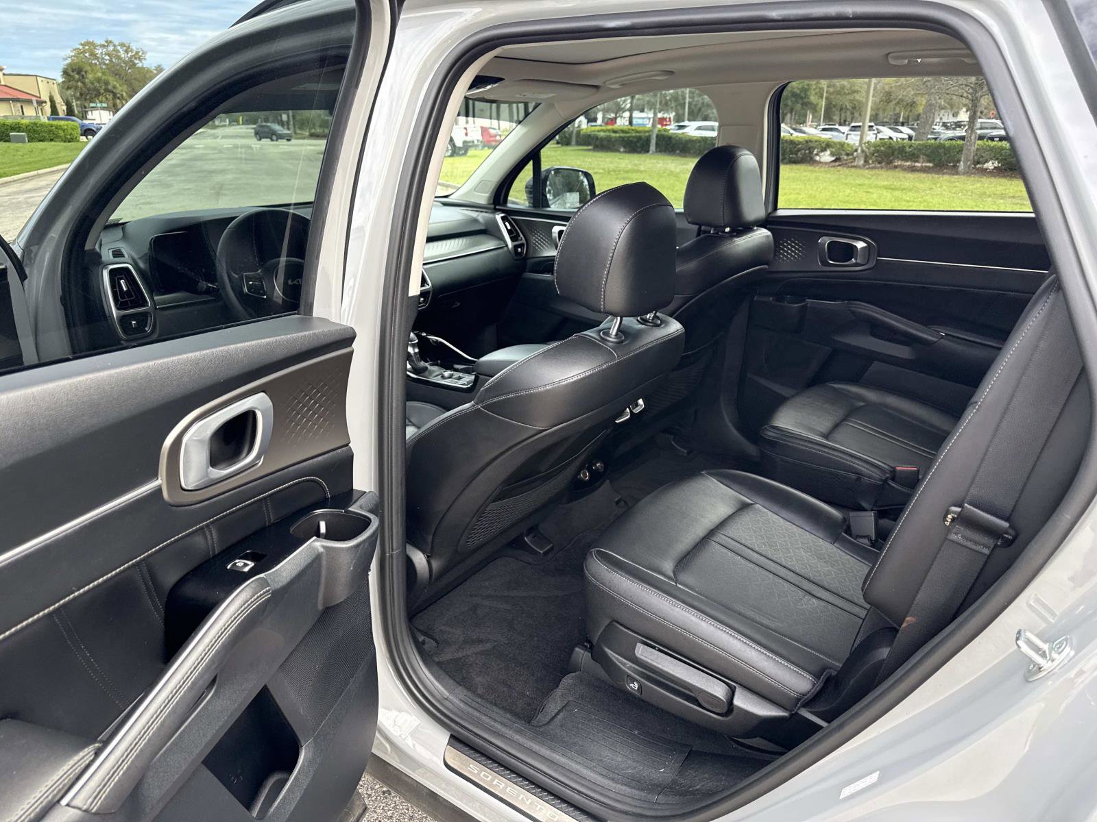 Used 2022 Kia Sorento SX AWD/4WD image 14