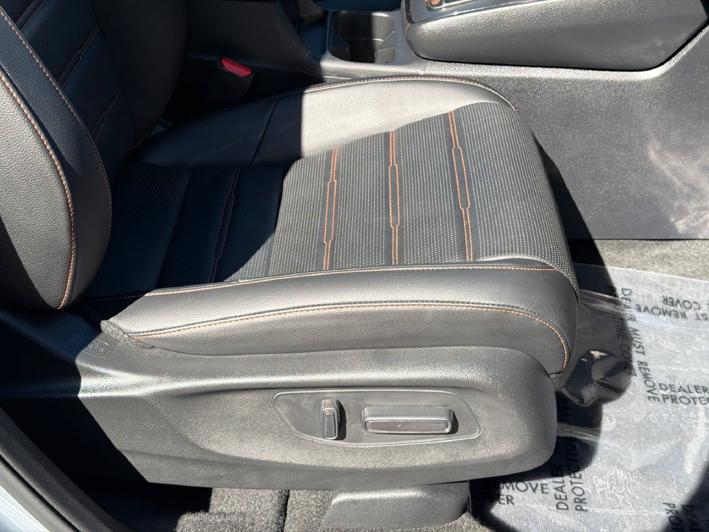 Used 2026 Honda CR-V Sport Touring image 12