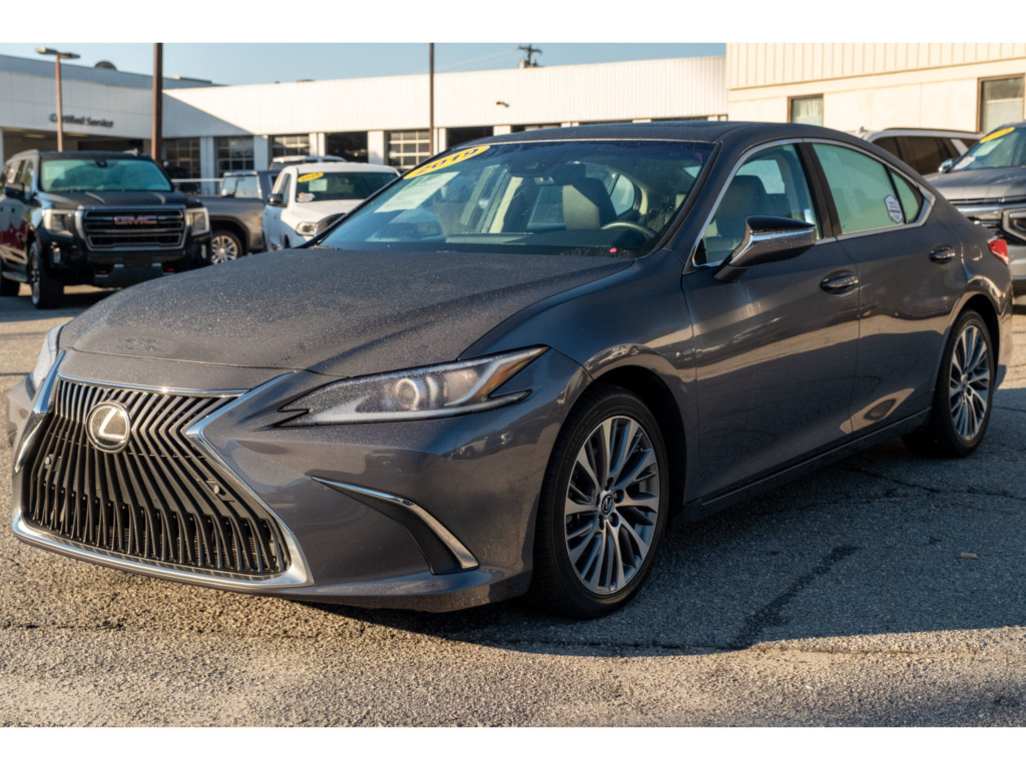 Used 2019 Lexus ES 350 w/ Premium Package FWD image 4