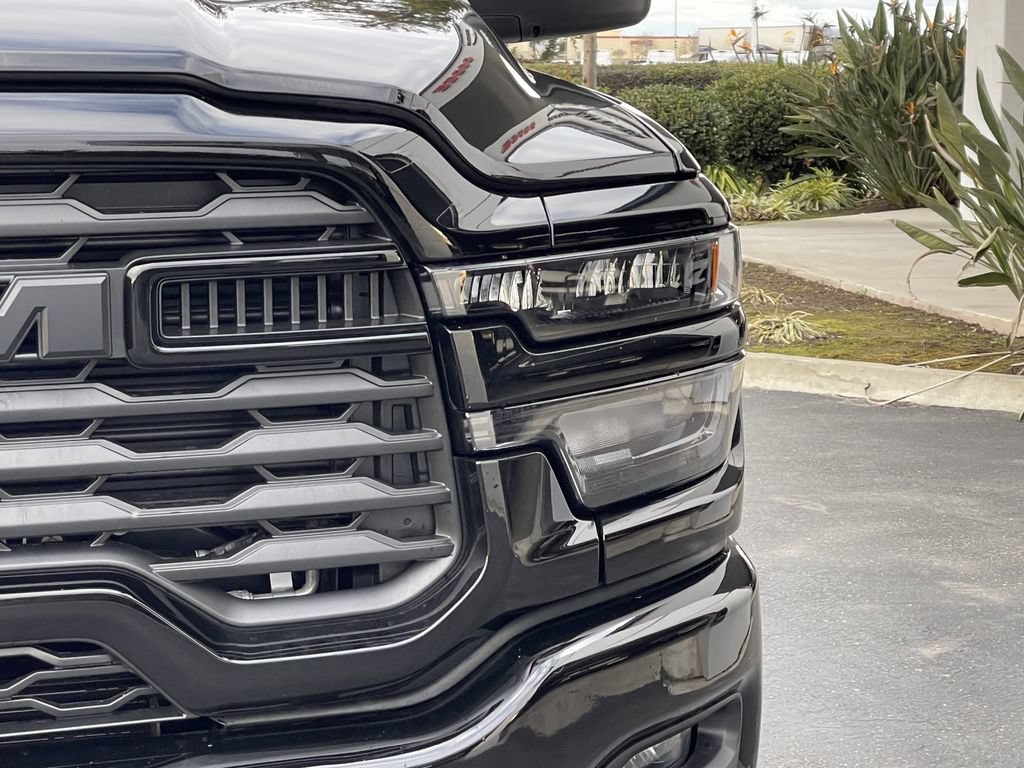 New 2026 RAM 3500 Big Horn AWD/4WD image 7