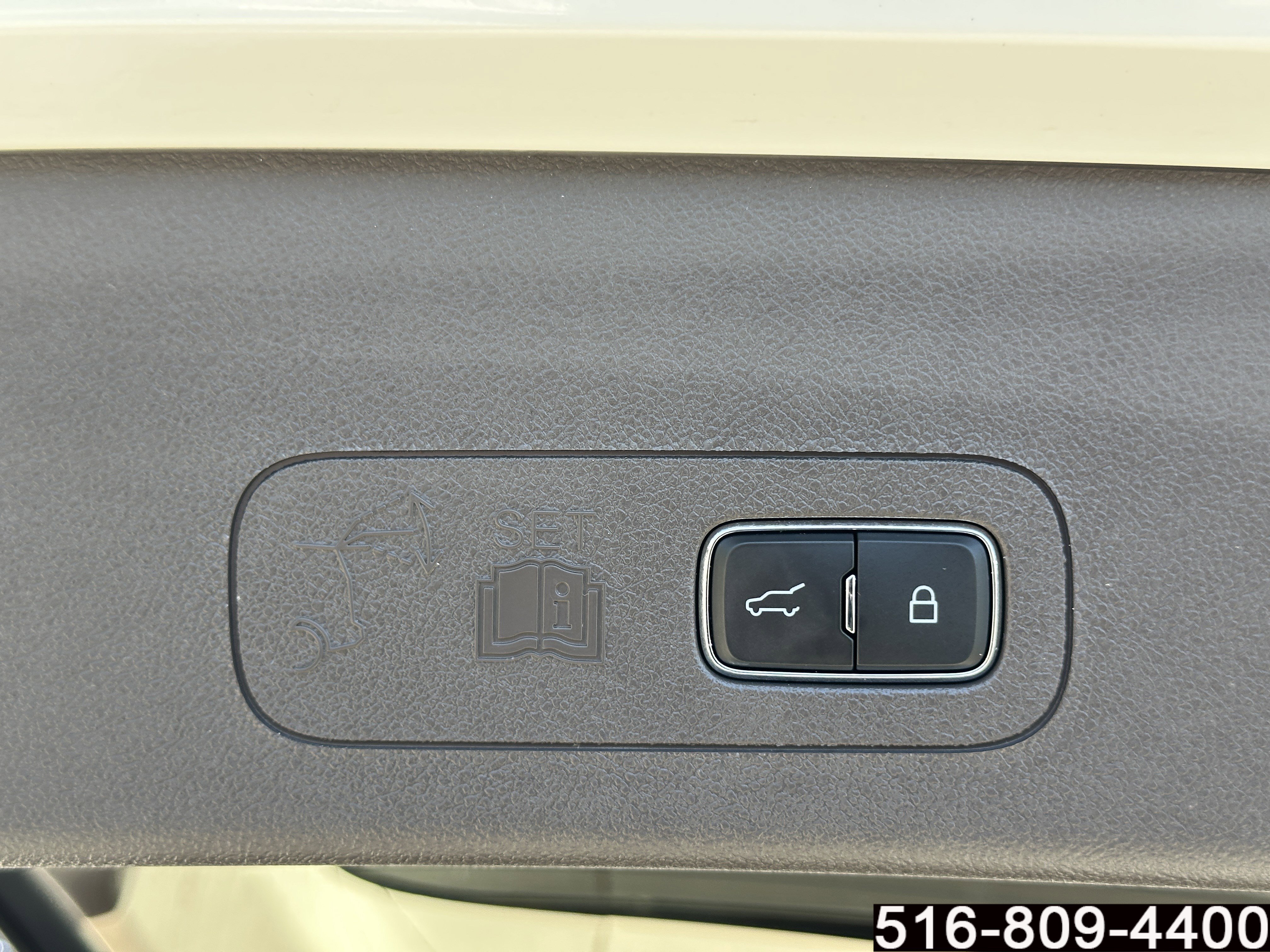 Used 2023 Lincoln Aviator Reserve w/ Elements Package Plus AWD/4WD image 39