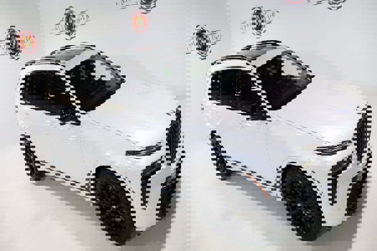 Used 2024 BMW X7 M60i image 7