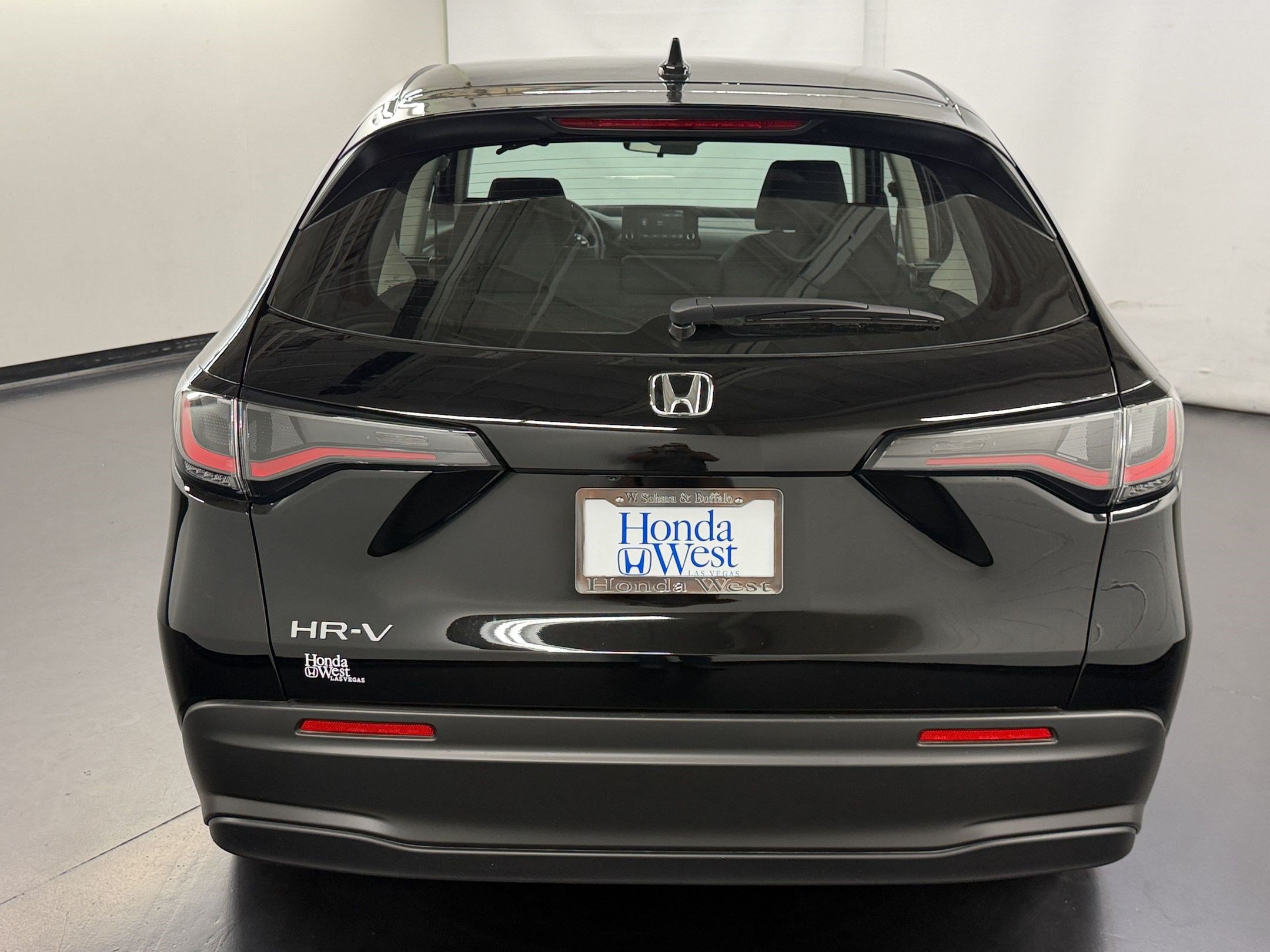 Certified 2025 Honda HR-V LX image 10
