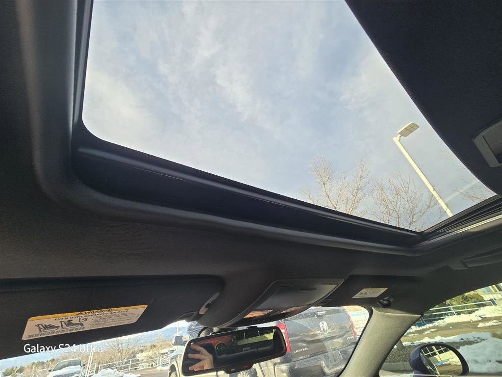 Used 2016 Dodge Challenger R/T Plus image 7