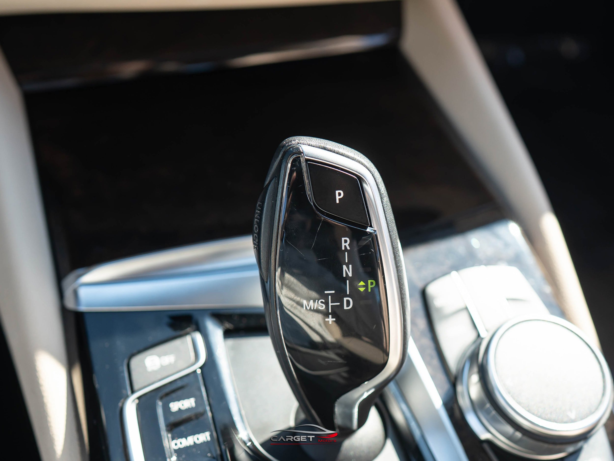 Used 2018 BMW 530i xDrive image 36